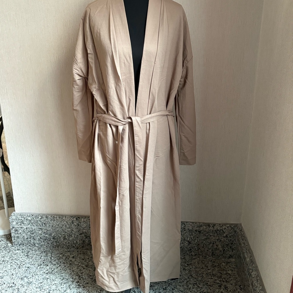 Philosophy Kahlo Robe Size SP Beige